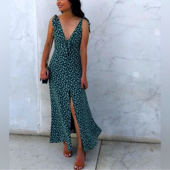 Reformation Women's Harper Whimsical Fairy Floral Forest Green Midi Dress. SZ 2 - Picture 4 of 11